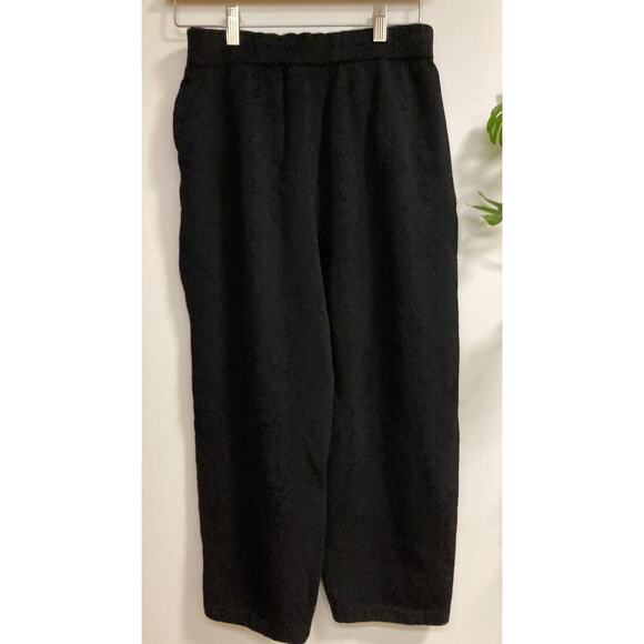 ST JOHN BASICS black pants size 2 pockets cropped 26-28" waist 20" inseam - Picture 5 of 10